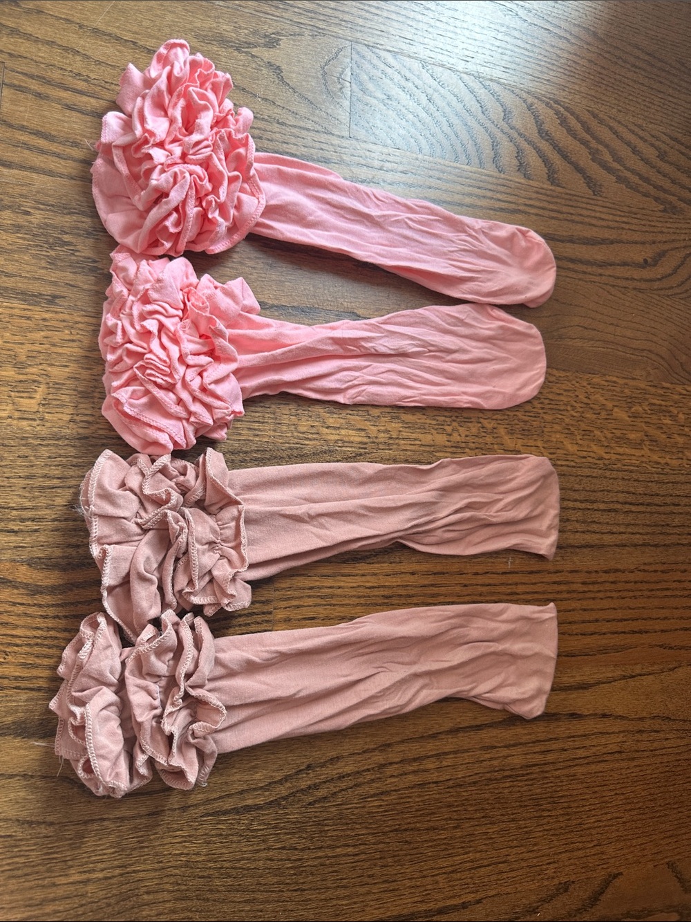 Ruffled kids socks - Pink Shades